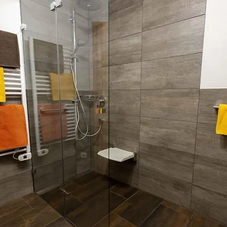 Streidlhof Apartman *